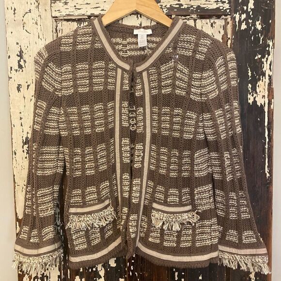 EUC beautiful classic Chico’s sweater.  Chico’s size 0. - Picture 1 of 6
